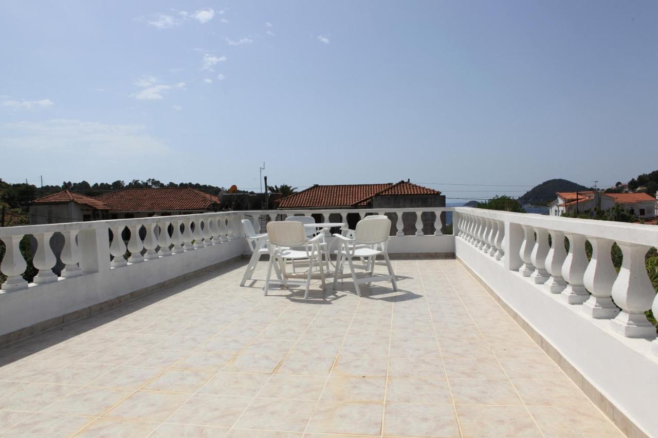 Panormos  O Pyrgos Accommodations מראה חיצוני תמונה