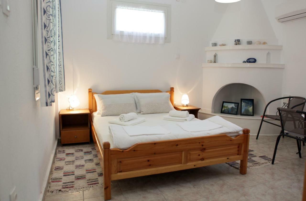 Panormos  O Pyrgos Accommodations מראה חיצוני תמונה