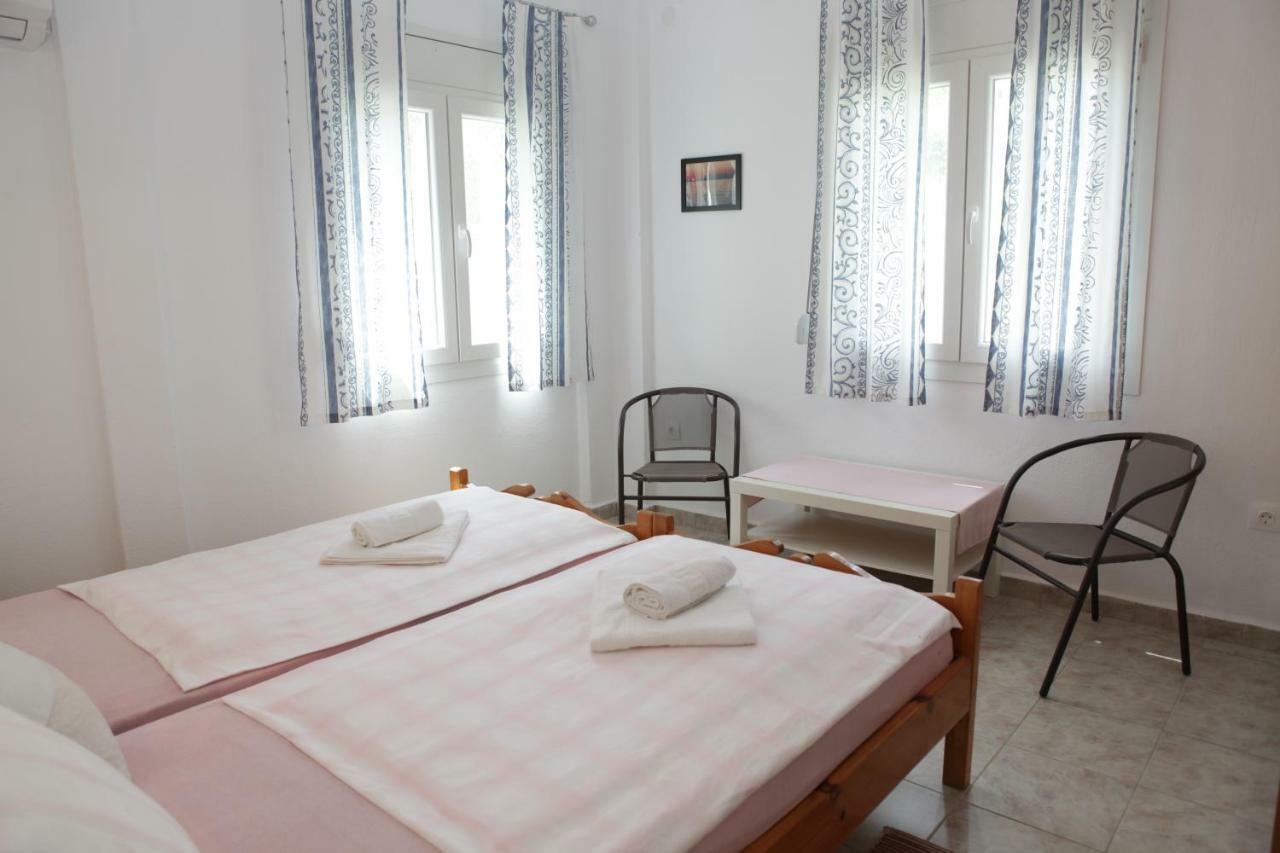 Panormos  O Pyrgos Accommodations מראה חיצוני תמונה